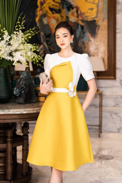 Gợi Ý Mẫu Đầm Cho Sự Trở Lại Đầy Xinh Đẹp Của Quý Cô Công Sở Sau Kỳ Nghỉ Lễ