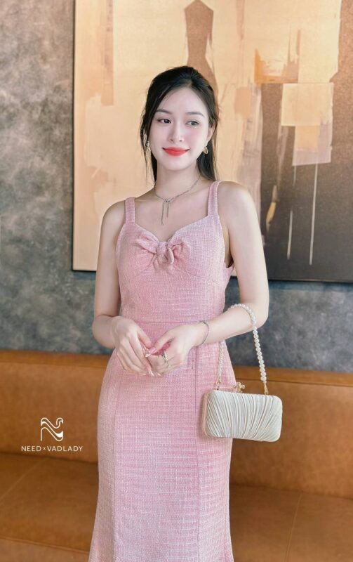 Đầm Dạ Tweed Hai Dây Ôm Đuôi Cá Mới Nhất - VADLADY