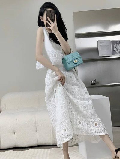 Set Áo Lụa Phối Ren Kèm Chân Váy Dài Hai Lớp Tôn Dáng Xinh Xắn - VADLADY