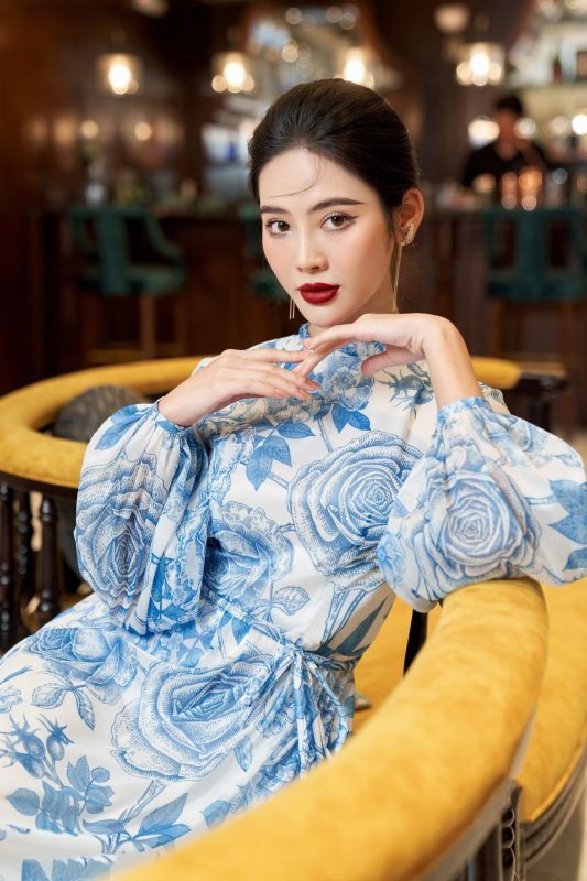 Quỳnh Anh Luxury Fashion ra mắt bộ sưu tập váy đầm dạ hội quyến rũ sang  trọng dành cho các quý cô