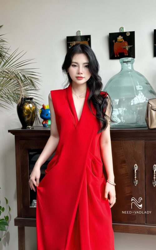 Đầm Váy Thiết Kế Tone Đỏ Sang Trọng Suông - VADLADY