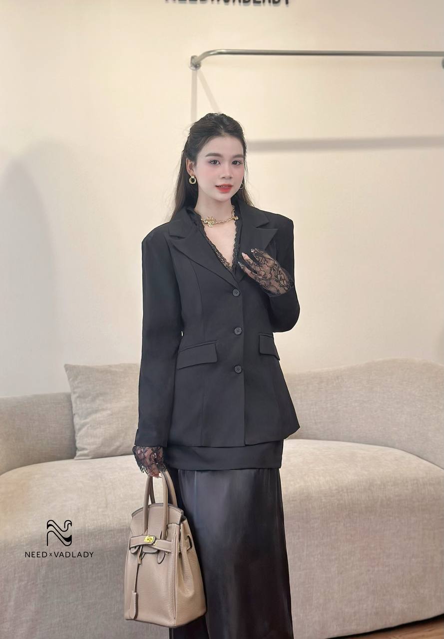 Set/Bộ Áo Blazer Phối Ren Và Chân Váy Sang Trọng - VADLADY