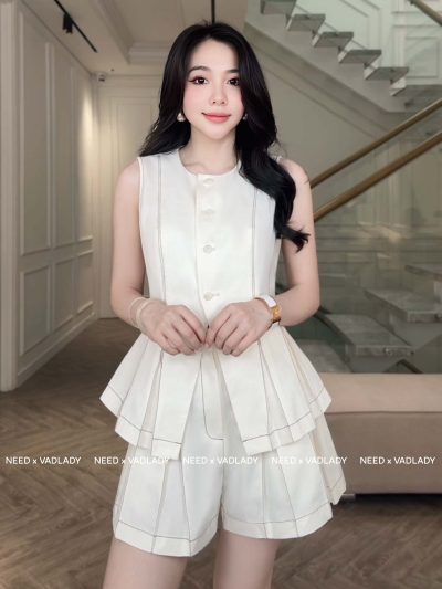 Bộ/Set Ghile Trắng Xếp Ly Phối Quần Short Cao Cấp - VADLADY