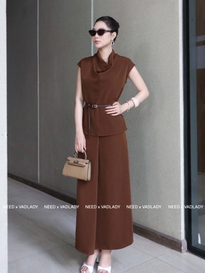 Set Áo Cổ Đổ Và Chân Váy Midi Nâu Sang Trọng - VADLADY