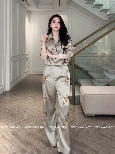 Bộ Đồ Lụa Hàn Phối Kim Sa Cổ Điển Sang Trọng - VADLADY